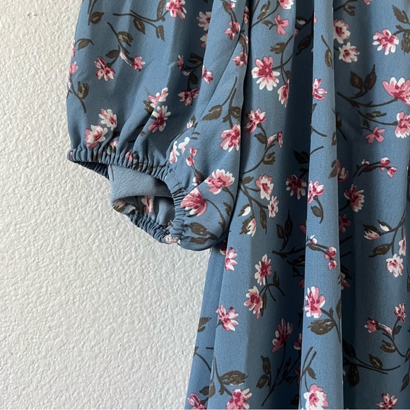 WAYF Babydoll Dress | X-Small NWT | Dusty Blue with Pink Flowers - Picture 6 of 8